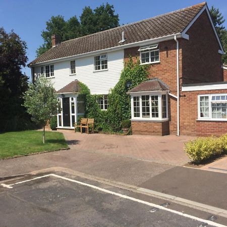 9 Chudleigh Close Apartment Bedford Exterior photo