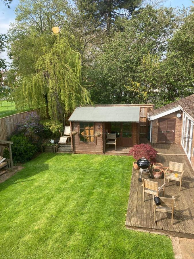 9 Chudleigh Close Apartment Bedford Exterior photo